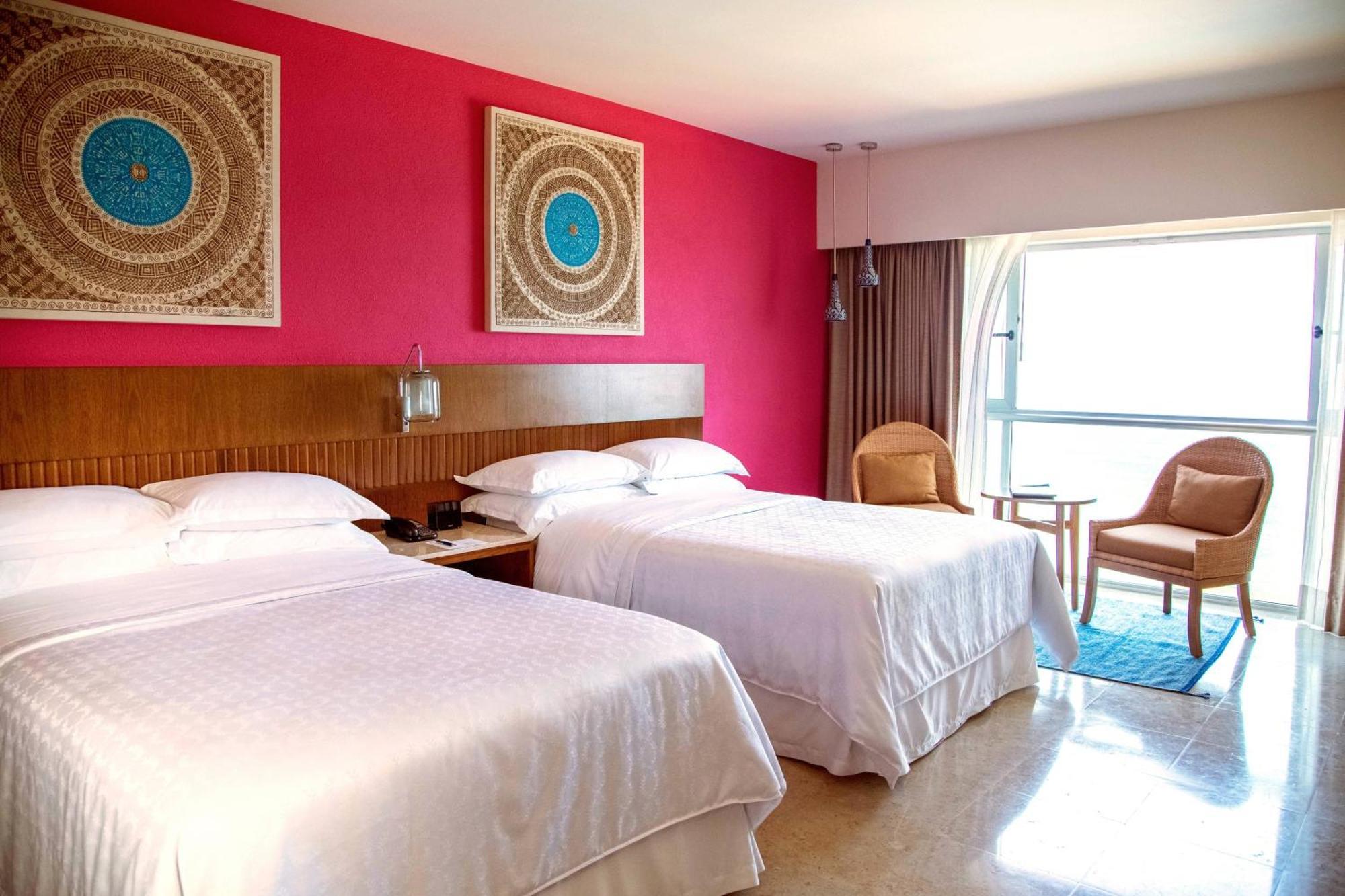 Sheraton Buganvilias Resort & Convention Center Пуерто Валярта Екстериор снимка